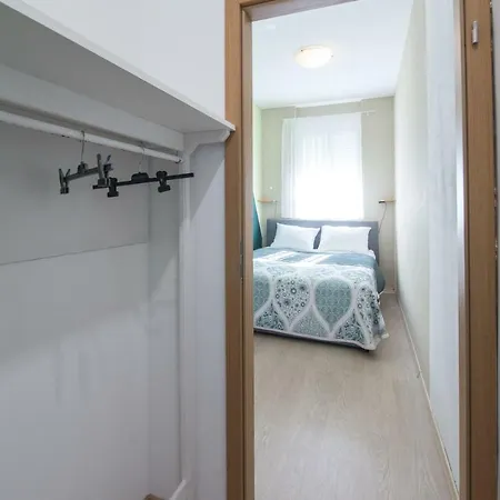 Jokan Apartment *